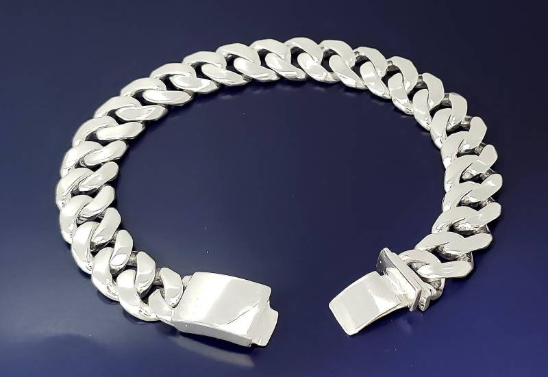 13 Mm Schweres Massives Sterling Silber Miami Cuban Link Curb Armband Handmade in Usa Mit Maßgefertigtem Box Lock Größen 7, 7, 5, 8, 8, 5, 9, 9, 5 13 Mm Schweres Massives Sterling Silber Miami Cuban Link Curb Armband Handmade in Usa Mit Maßgefertigtem Box Lock Größen 7, 7, 5, 8, 8, 5, 9, 9, 5 von EJewelryPlus