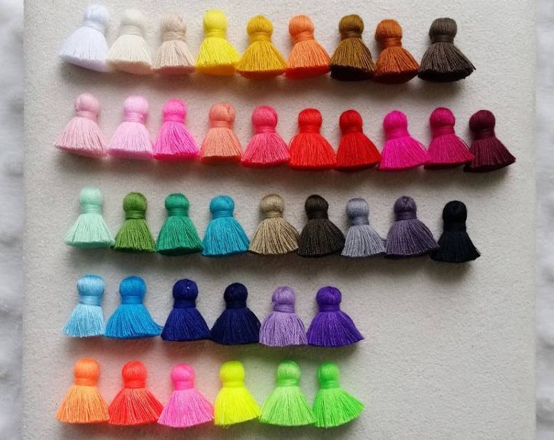 10% Wholesale 40 Stück - 0, 7" Chubby Cotton Quaste, Ohne Sprungring [ Et0007 ] von EKKLENsupply