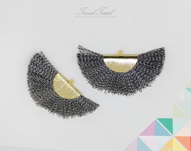 2 Stk - 2" Seide, Chevron Schwarz, Art Silk Drop Brushd Halbkreiskappe, Fan Quaste Schmuck Halskette, Ohrringe, Armband [ Et0016-Cb ] von EKKLENsupply