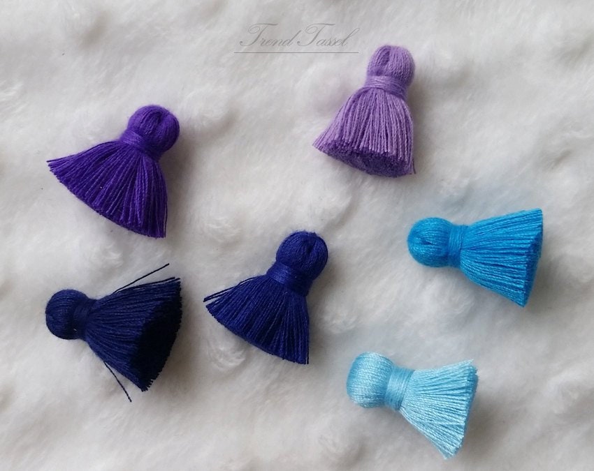 2 Stück - 0, 7" Chubby Baumwolle Quaste, Blau Purple Thema, Ohne Sprungring [ Et0007 ] von EKKLENsupply