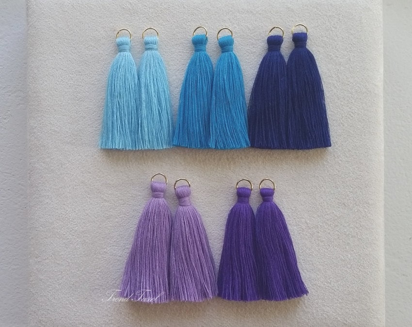 2 Stück - 2, 4" Lange Baumwollquaste, Blau Lila Thema, Ohne Sprung Ring, Von Hand Gefertigt Charme Liefert [Et0003] von EKKLENsupply