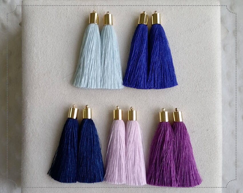 2 Stück-2.4 "Art Seide Tassel Mit Messingkappe, Supplies Für Schmuck, Tasche Charme, Halskette Accessoire, Dinkeloderring Teil [Et0015] von EKKLENsupply