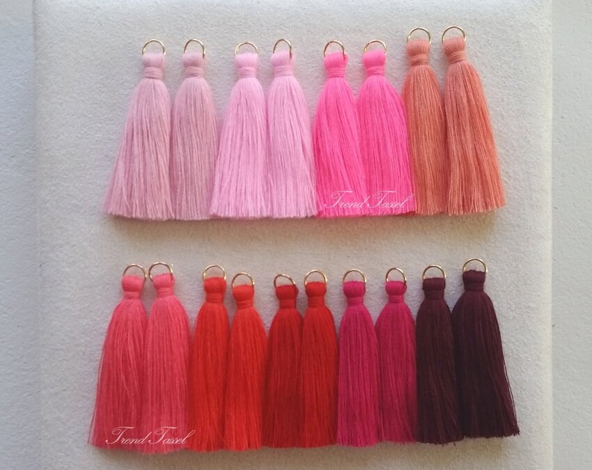 2 Stück - Springen 2, 4" Lange Baumwollquaste, Rosa Rot Thema Ring, Von Hand Gefertigt Charme Zubehör Für Mode-Accessoires Und Wohnkultur [Et0003] von EKKLENsupply