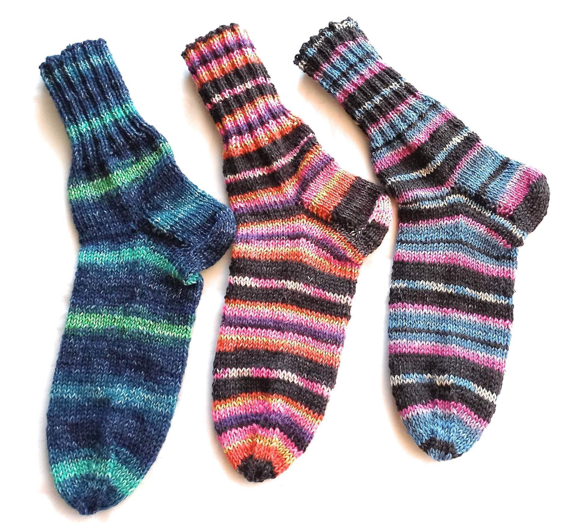 El Burro Größe 38/39 Handgefertigte Socken Stricksocken 75% Schurwolle/ 25 Polyamid Superwash Warme Blau Rot Schwarz Pink Grün von ELBURROkreativ