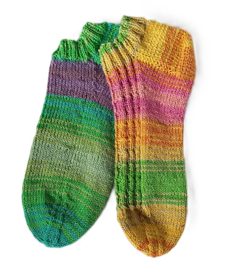 Socks4Women Größe 38/39 Handgefertigte Sneaker Socken Stricksocken Baumwolle + Schurwolle Stretch 4 Fädig Lila Gelb Pink Grün Damensocken von ELBURROkreativ