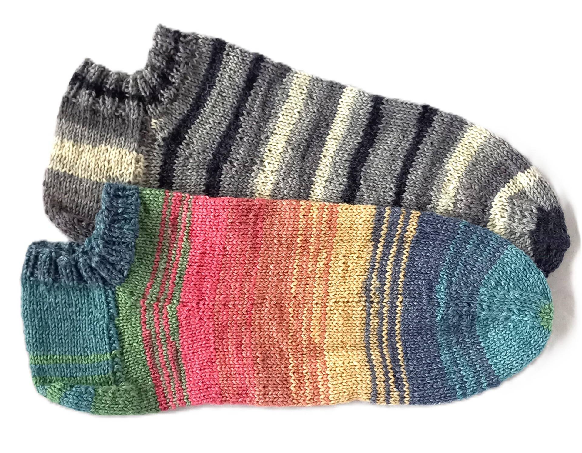 Socks4Women Größe 40/41 Handgefertigte Sneaker Socken Stricksocken Damen Wolle, Viskose, Polyamid Hand Made Germany Gestrickt von ELBURROkreativ