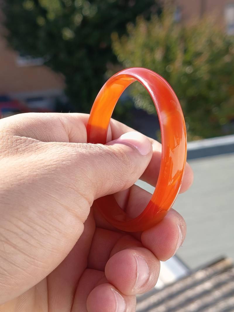 Luxuriöse Rote Achat Armbänder - Handgefertigt Mit Edlem Holzgeschenkbox 56_57 Mm von ELEGGANZVonYaser