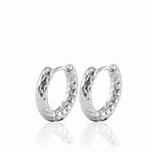 Creolen mit feiner Struktur von Elektropulli in verschiedenen Größen von ELEKTROPULLI