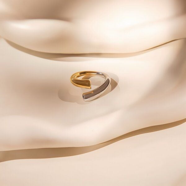 ELEKTROPULLI Größenverstellbarer Gold Silber SPIRAL Ring von ELEKTROPULLI