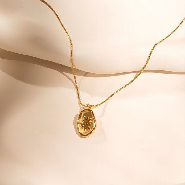 ELEKTROPULLI Superfeine zeitlose Kette 1mm schmal mit BOHO Anhänger, Set mit Ohrringen von ELEKTROPULLI