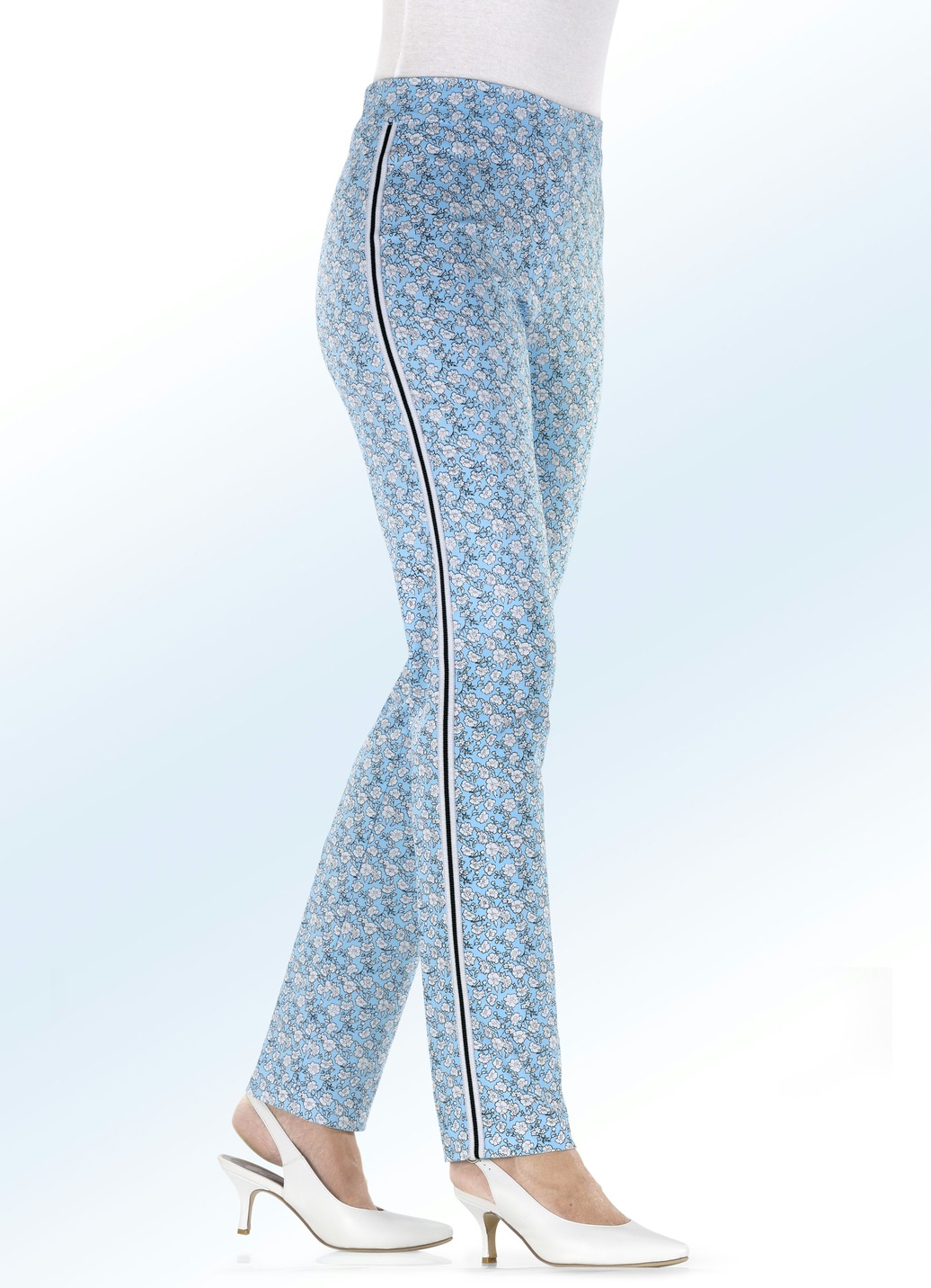 Hose mit aparter Floral-Dessinierung und effektvollem Zierband, Bleu-Weiss, Größe 48 von ELENA EDEN