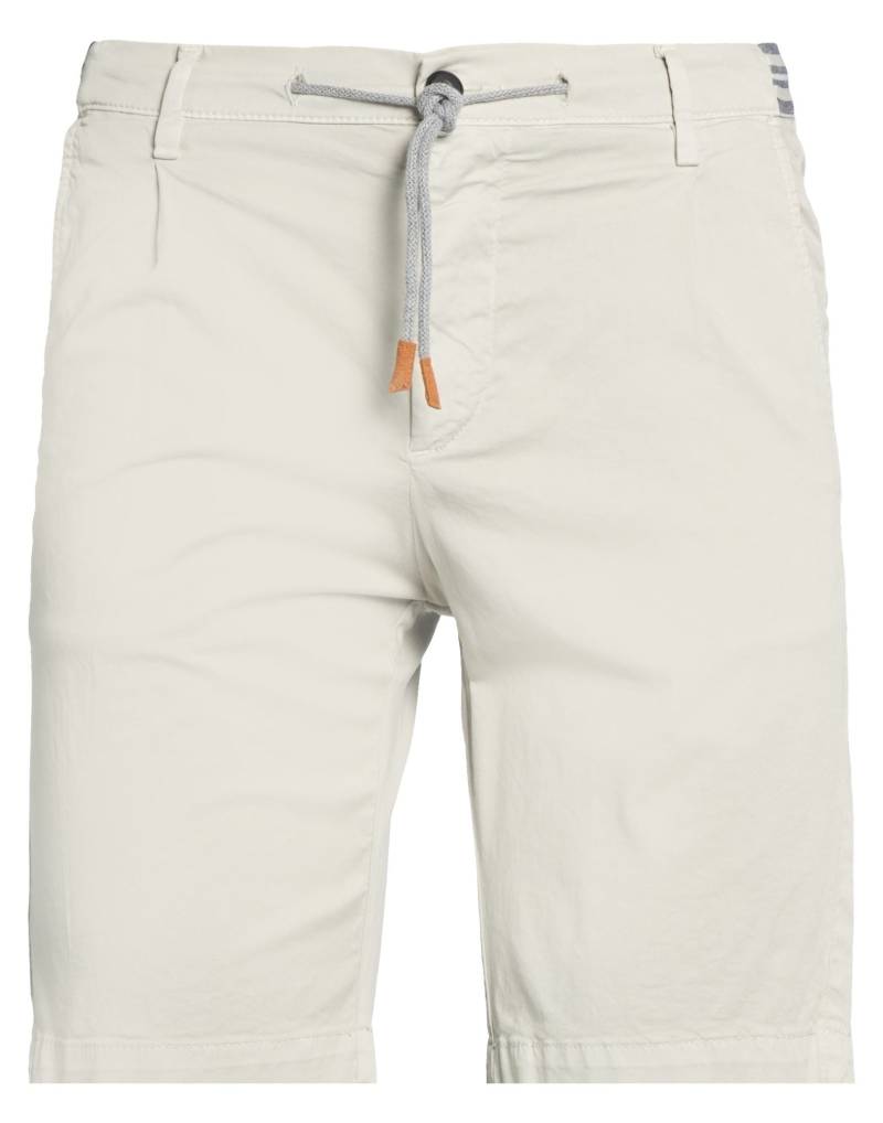 ELEVENTY Shorts & Bermudashorts Herren Grau von ELEVENTY