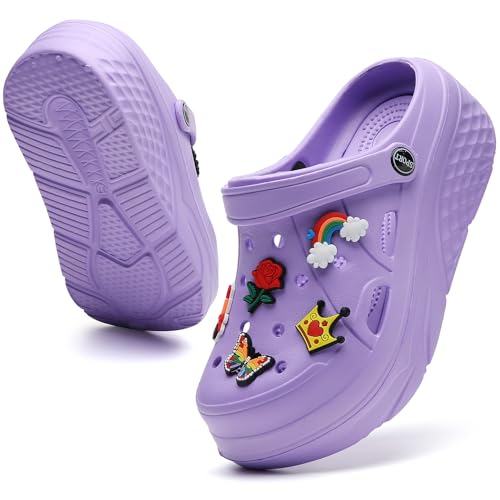 ELIOGN Damen Gardener Plattform Clogs Hausschuhe Leicht Slip On Slides Schuhe Atmungsaktiv Strand Sandalen Gartenschuhe Outdoor Walking Schuhe Abnehmbar Schmetterling Perle Charms LiLa 39 von ELIOGN