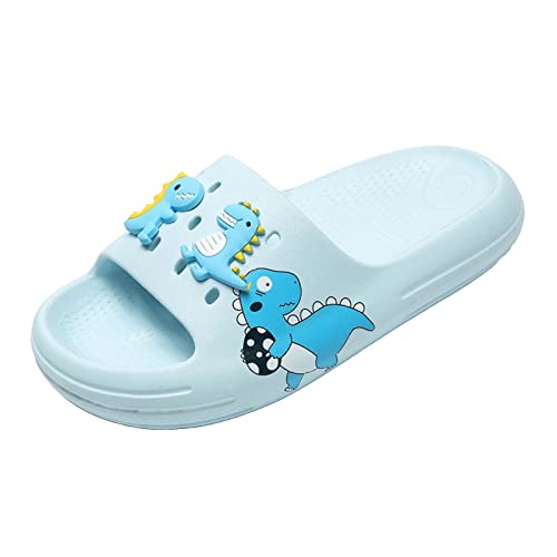 Kinder Badelatschen Sommer Flache Hausschuhe Jungen Schlappen Wolken Dusch und Badeschuhe Mädchen Patch Badelatschen Slide Sandal Sommer Strand rutschfest Slippers Himmelblau-Dinosaurier 26/27 von ELIOGN