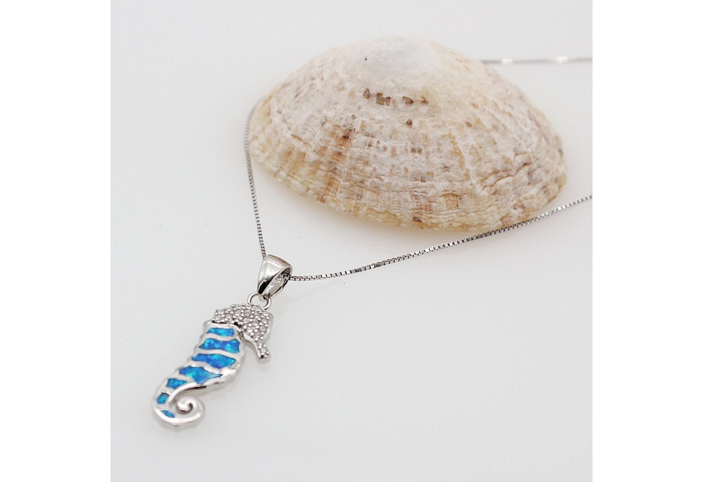 ELLAWIL Silberkette Kette mit Seepferdchen Anhänger Damen Zirkonia Halskette Mädchen blau (Kettenlänge 45 cm, Sterling Silber 925), inklusive Geschenkschachtel von ELLAWIL