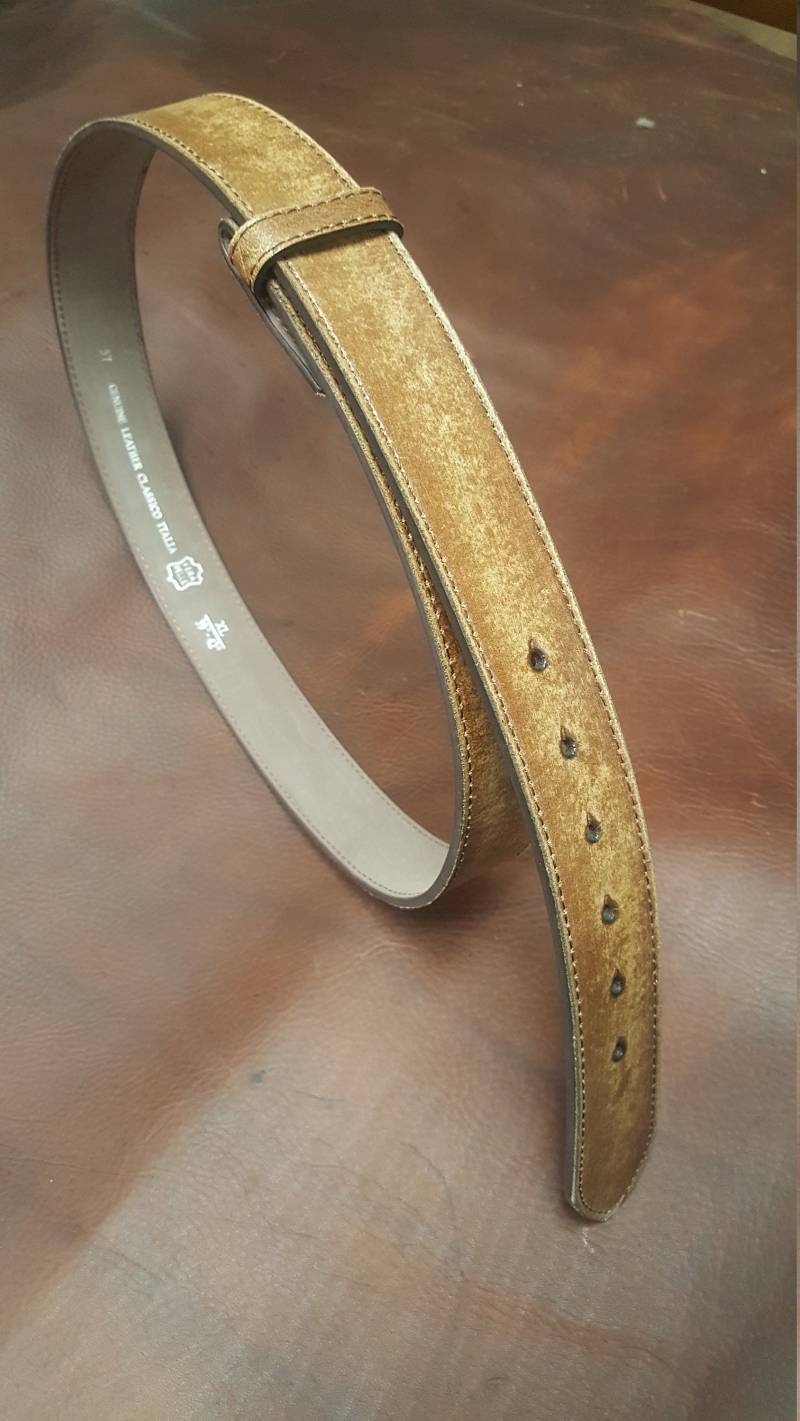 Echtes Leder-Gürtel Echtes Leder-Gürtel von ELSKIDESIGNS