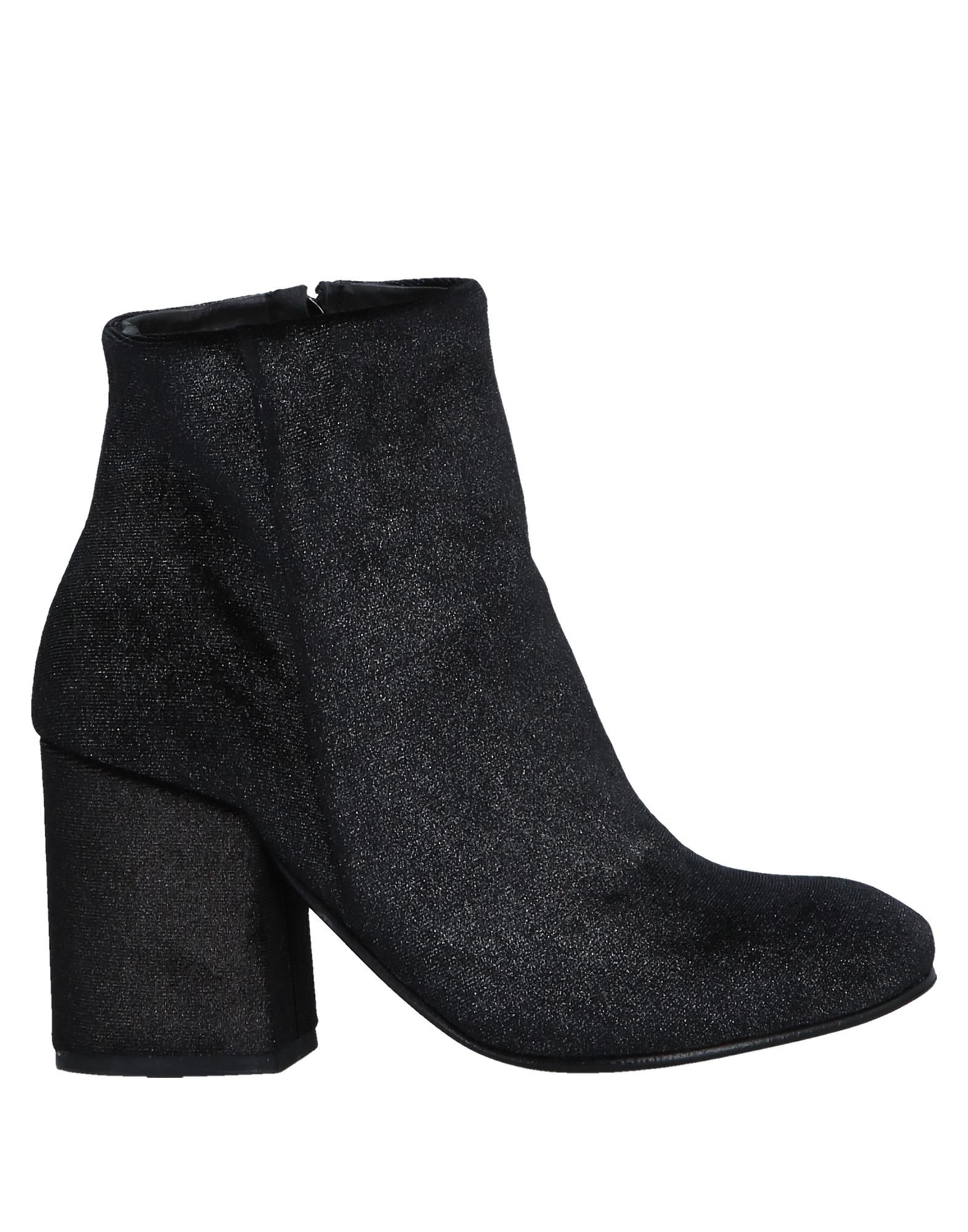 EMANUÉLLE VEE Stiefelette Damen Schwarz von EMANUÉLLE VEE