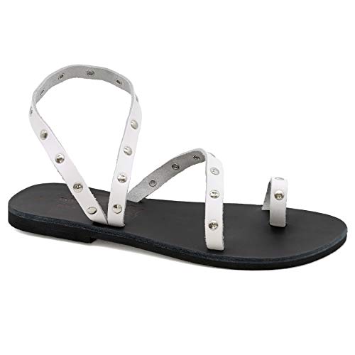 36 Weiß Emmanuela Antike griechische flache Zehenring sandalen aus Leder mit Metallnieten, hochwertige handgefertigte Sommerschuhe mit Knöchelriemen für Damen, offene Zehensandalen von EMMANUELA handcrafted for you