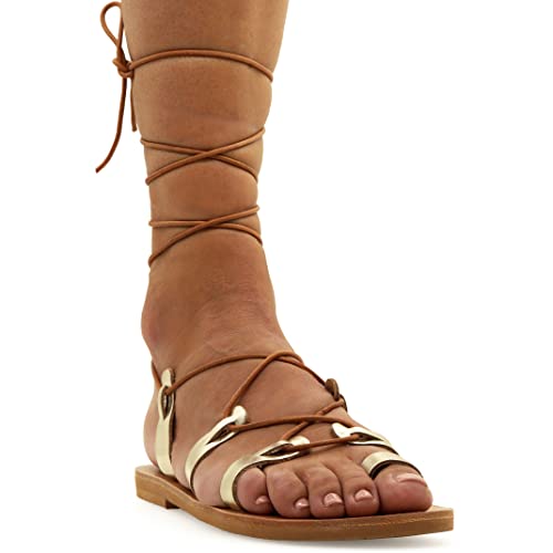 40 Gold Emmanuela Kalbshohe sandalen aus Leder im antiken griechischen Stil, handgefertigte Gladiator Bindesandalen, hochwertige Riemchen sommerschuhe, Boho Chic Toe Ring Schnürsandalen von EMMANUELA handcrafted for you