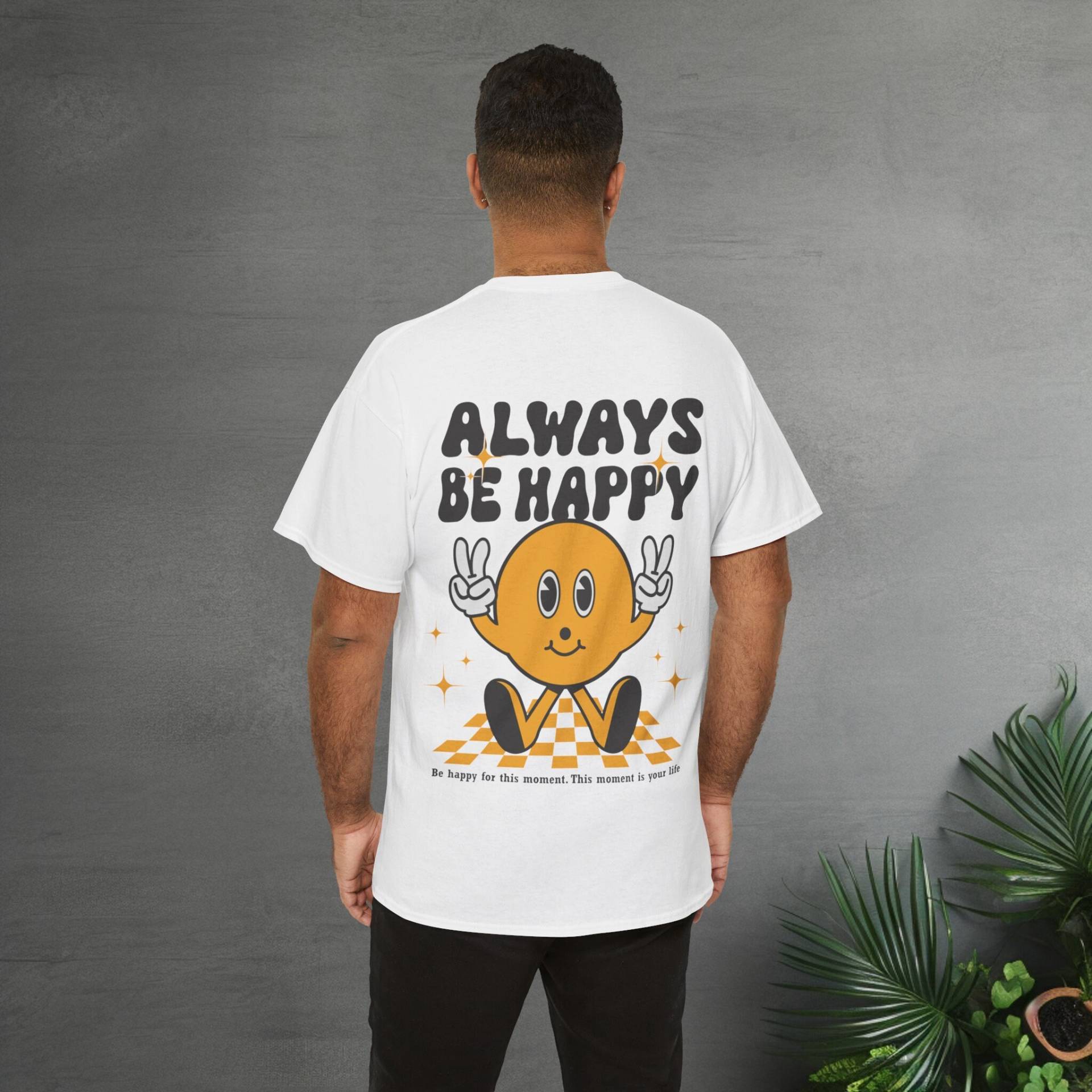 Always Be Happy Retro Cartoon Mascot Character T-Shirt With Backprint Unisex Smiley Shirt Graphic Design For Summer Always Be Happy Retro Cartoon Mascot Character T-Shirt With Backprint Unisex Smiley Shirt Graphic Design For Summer von EMPOWERMENTUG