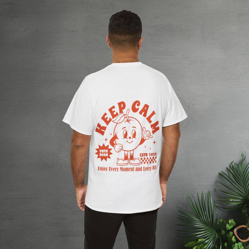 Keep Calm Retro Cartoon Mascot Character T-Shirt Backprint Enjoy Every Moment Shirt & Bit Unisex With Graphic von EMPOWERMENTUG