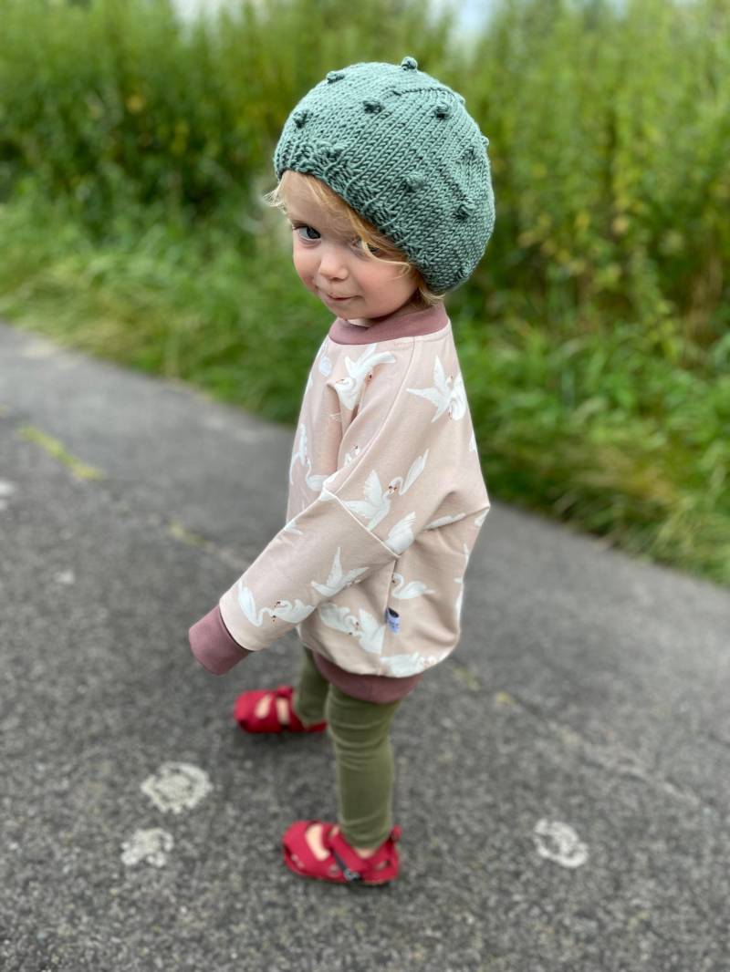 Sweatshirt Schwan Kinder Baby Mitwachsend Pullover Basic Größenwahl Personalisiert von EMSArtFactory