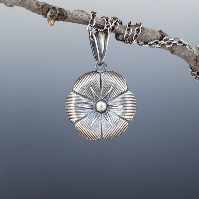 Handgemachte Sterling Silber Blumen Halskette Silberschmiede Schmuck von EMWmetalworks