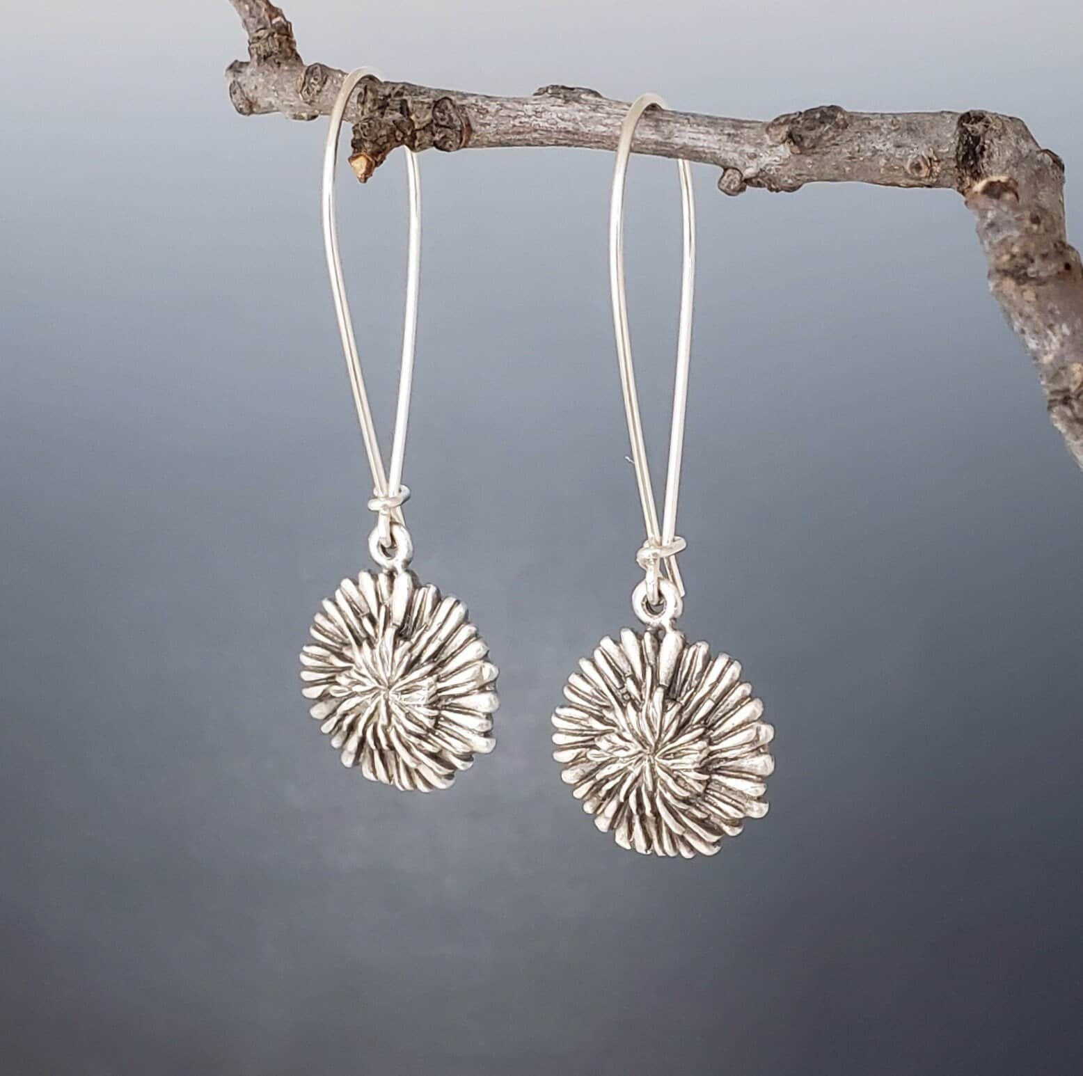 Löwenzahn Ohrringe, Sterling Silber, Handgemachter Schmuck von EMWmetalworks