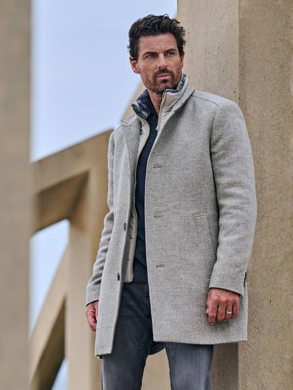 ENGBERS GERMANY Herren Mantel mit heraustrennbarem Inlet Grau regular uni Stehkragen ENGBERS GERMANY Herren Mantel mit heraustrennbarem Inlet Grau regular uni Stehkragen von ENGBERS GERMANY