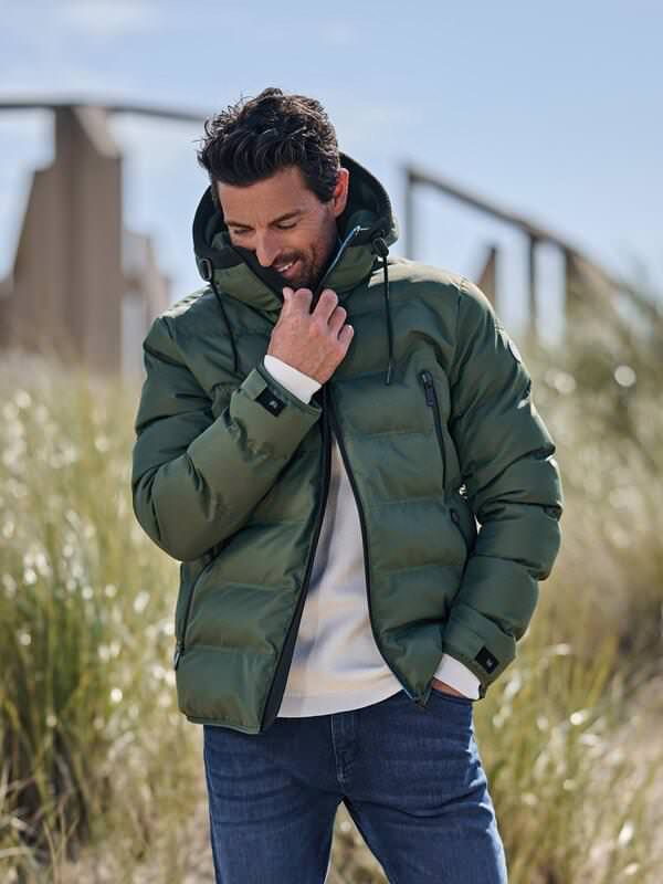 ENGBERS GERMANY Herren Steppjacke mit Funktionsdetails Grün regular uni Kapuze von ENGBERS GERMANY