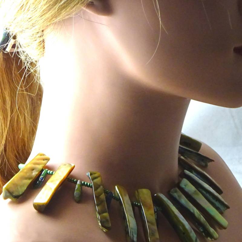Halskette Mit Perlmutt Und Perlen von ENGELHARDTSCHMUCK