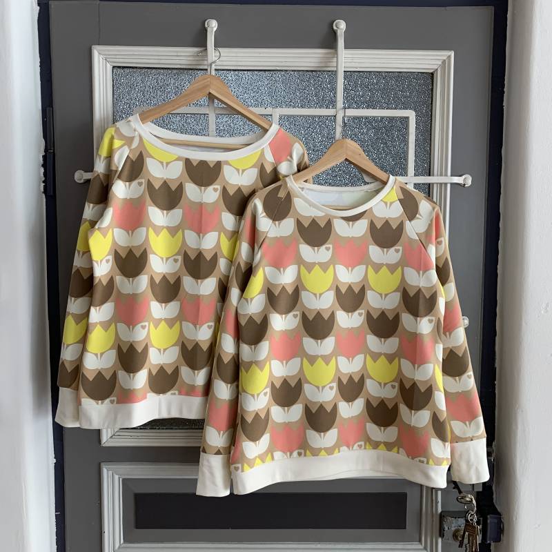 Damen Pullover Aus Sommersweat | French Terry „Lieblingspulli" Retro Tulpen, Herzen Oder Klee von ENJOhandmade