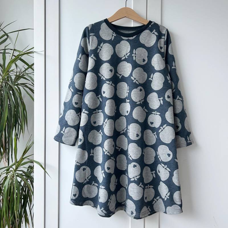 Kuscheliges Sweatkleid Kleid Aus Sweat Mit Apfel Äpfeln Apfelkleid, Langarm, Grau, Ocker-Rosa, Blau von ENJOhandmade
