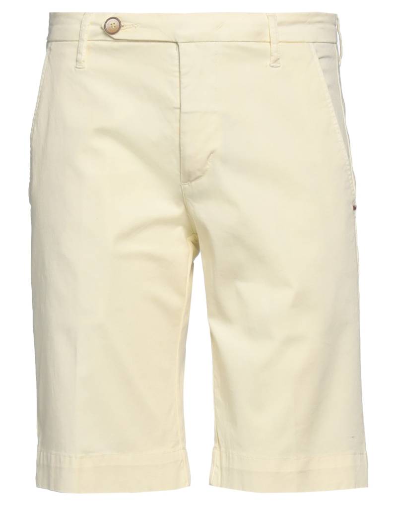 ENTRE AMIS Shorts & Bermudashorts Herren Pastellgelb von ENTRE AMIS