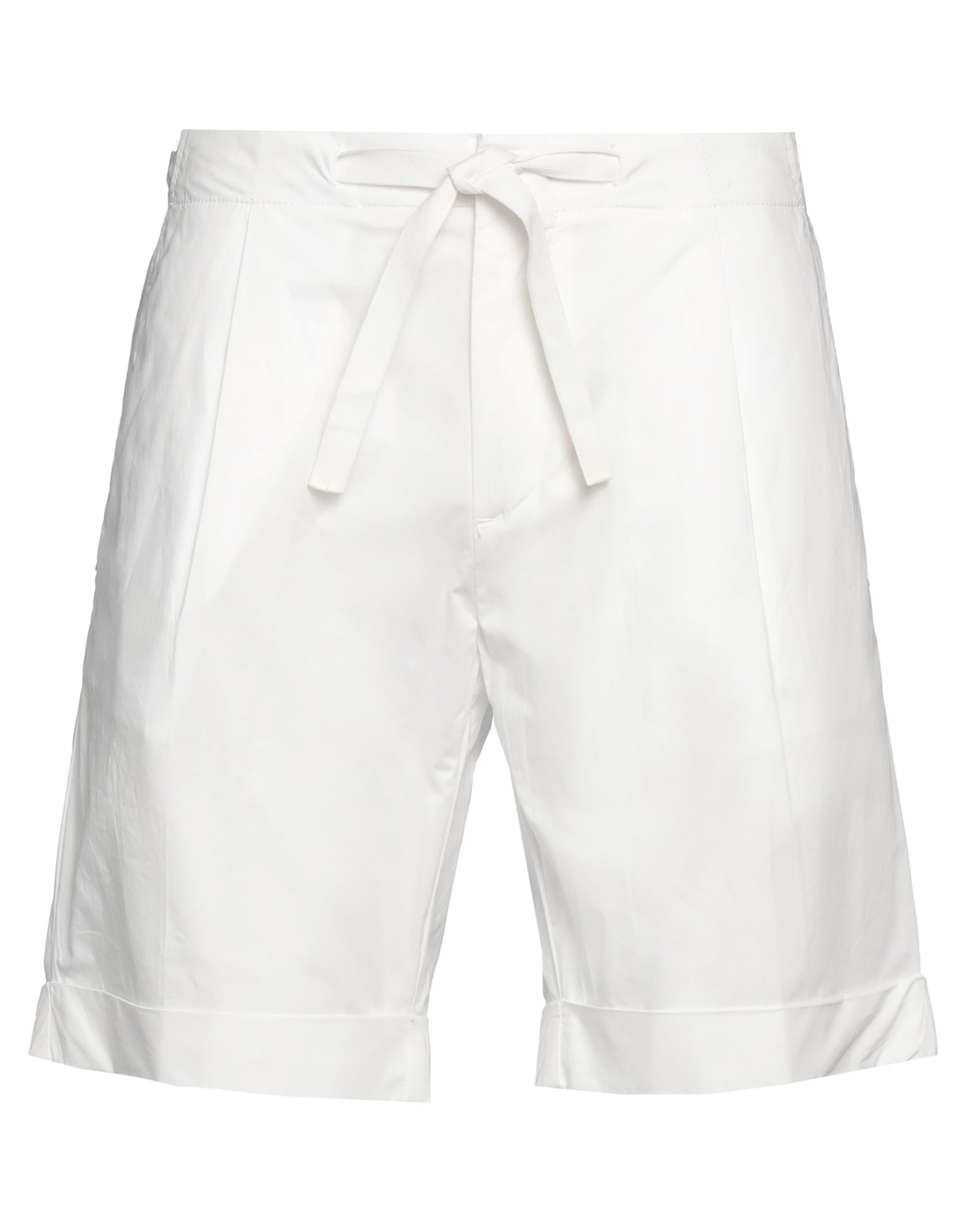 ENTRE AMIS Shorts & Bermudashorts Herren Weiß ENTRE AMIS Shorts & Bermudashorts Herren Weiß von ENTRE AMIS
