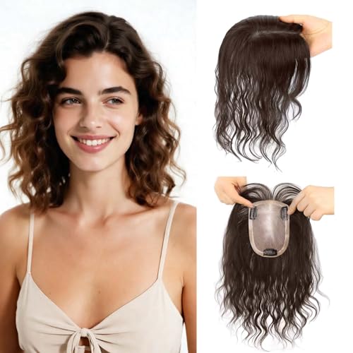 EREE HAIR 8,9 x 14 cm, handgewebte Seidenbasis, lockige Haar-Topper für Damen, Echthaar-Haarverlängerung, freier Teil, 30,5 cm, gewellt, dünner werdendes Haar, Topper für den täglichen Gebrauch EREE HAIR 8,9 x 14 cm, handgewebte Seidenbasis, lockige Haar-Topper für Damen, Echthaar-Haarverlängerung, freier Teil, 30,5 cm, gewellt, dünner werdendes Haar, Topper für den täglichen Gebrauch von EREE HAIR