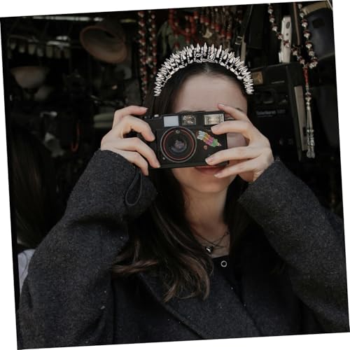 ERINGOGO Punk Haarband Damen mit Kristall nieten Gepolstert Rutschfestes Stirnband für Cosplay Party Bühnenauftritte Modisches Haarschmuck accessoire in Weiß von ERINGOGO