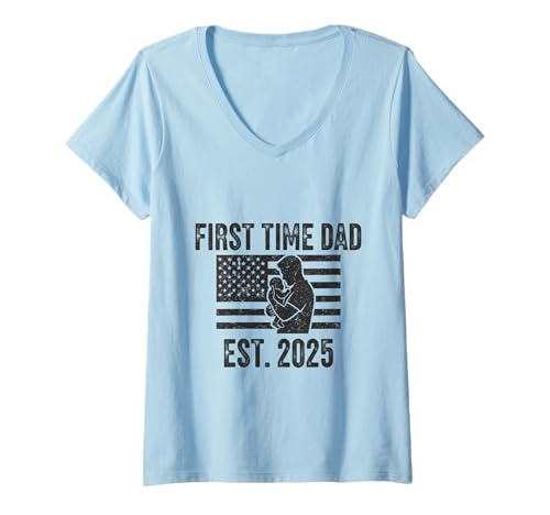 Damen First Time Dad Est 2025 - Patriotischer Vatertag T-Shirt mit V-Ausschnitt Damen First Time Dad Est 2025 - Patriotischer Vatertag T-Shirt mit V-Ausschnitt von EST 2025 DAD NEWBORN GIFT IDEA