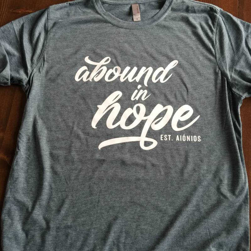 In Der Hoffnung Vorhanden || Christian T-Shirt In Der Hoffnung Vorhanden || Christian T-Shirt von ESTAIONIOS