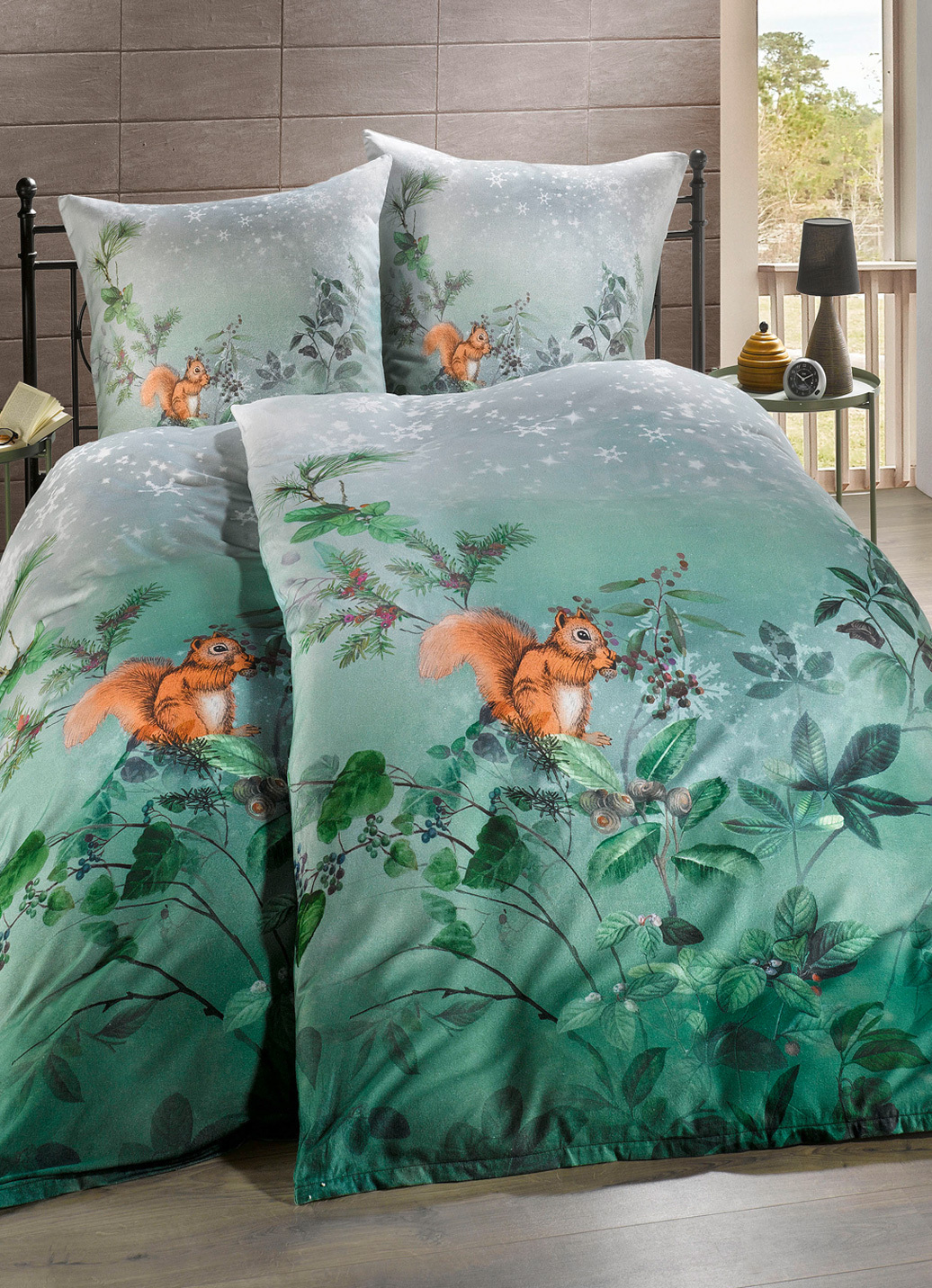 Bettwäsche-Garnitur mit Eichhörnchen-Motiv, Größe 112 (80x80 cm + 135x200 cm), Tanne von ESTELLA