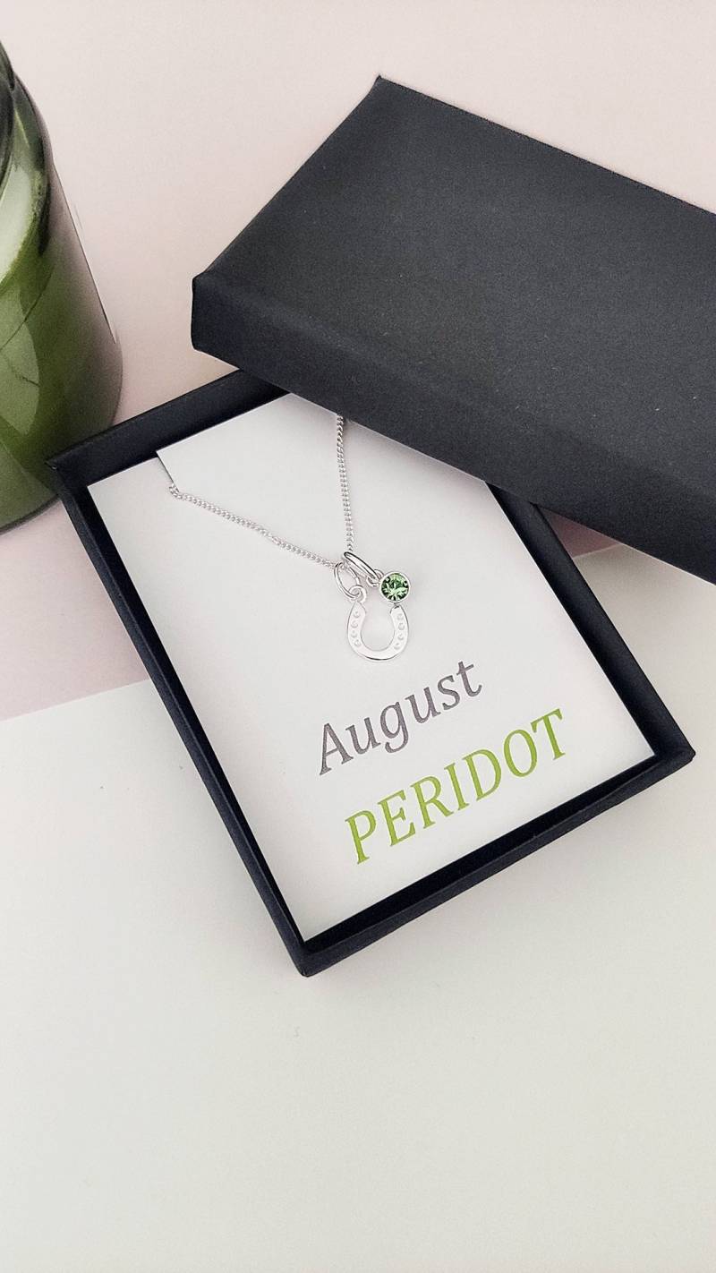 Hufeisen Halskette, Sterling Silber Personalisierte Birthstone Charm, Halskette Für Frauen, Lucky Pferdeliebhaber Geschenk, Geburtstagsgeschenk von ESjoradesign