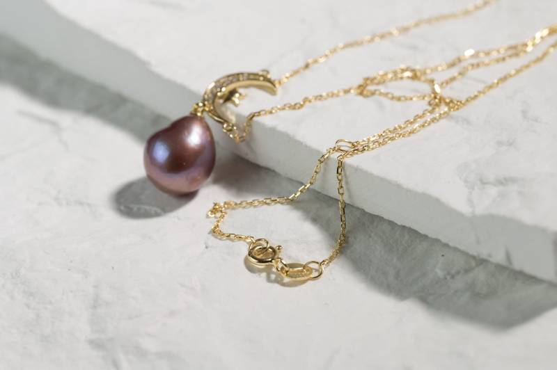 Natürlicher Mauve Rosa Barock Perlen Anhänger, Echter Anhänger Mit Gold Herz Mond Einstellung Und Kette Brautjungfern Muttertag Geschenk von ETCJewelryInc