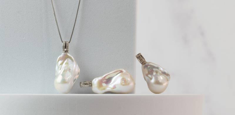 Natürlicher Weißer Barock Perlen Anhänger, Echter Perlenanhänger Mit Silber Und Cz-Einstellung Finden Brautjungfern Muttertagsgeschenk Natürlicher Weißer Barock Perlen Anhänger, Echter Perlenanhänger Mit Silber Und Cz-Einstellung Finden Brautjungfern Muttertagsgeschenk von ETCJewelryInc