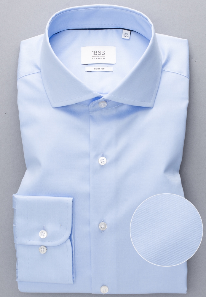 SLIM FIT Luxury Shirt in hellblau unifarben von ETERNA Mode GmbH