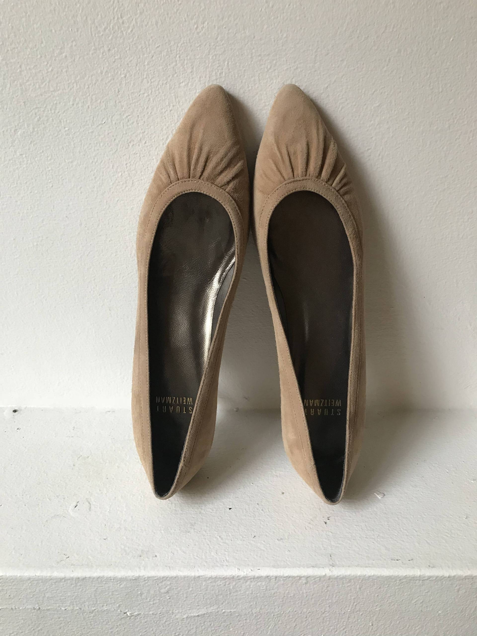 Jahrgang Stuart Weitzman Suede Ferse Jahrgang Stuart Weitzman Suede Ferse von ETERNALCYCLE