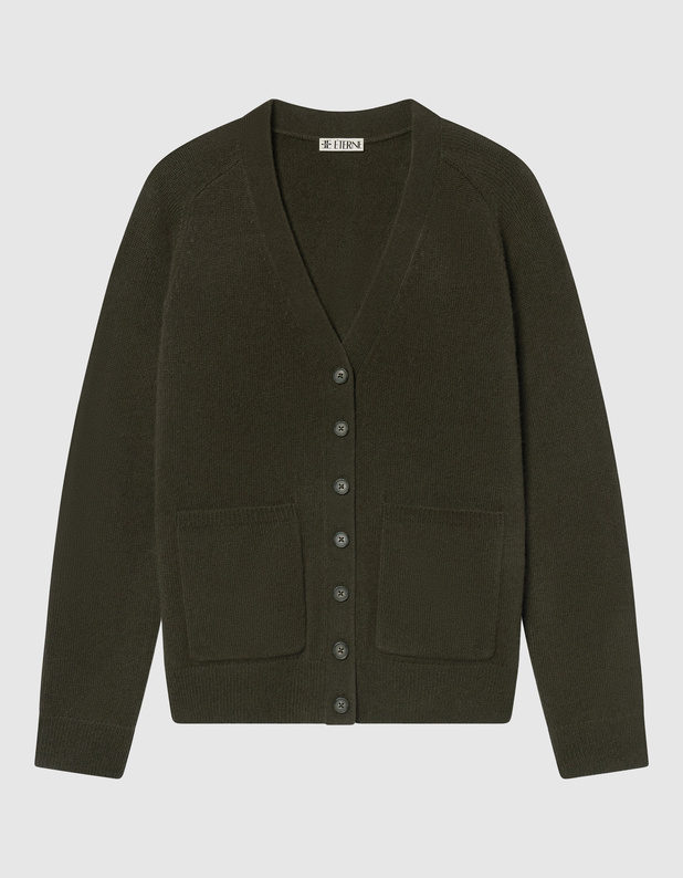 Theodore Moss von ÉTERNE