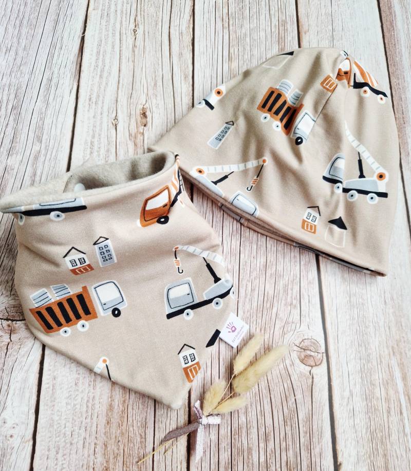 Set Halstuch Mütze Beanie Baby Schal Dreieckstuch Baustelle Lastwagen Beige Fleece Jungen 62 68 74 80 86 92 98 104 110 Handmade von ETStoffzauber