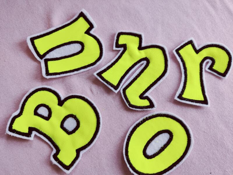 Name Neon Buchstaben 8-8, 5cm Hoch Applikationen Schwarz Umrandet von ETeast2011