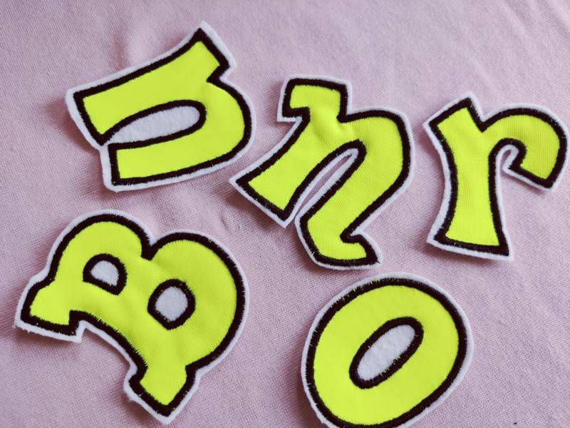 Name Neon Buchstaben 8-8, 5cm Hoch Applikationen Schwarz Umrandet von ETeast2011