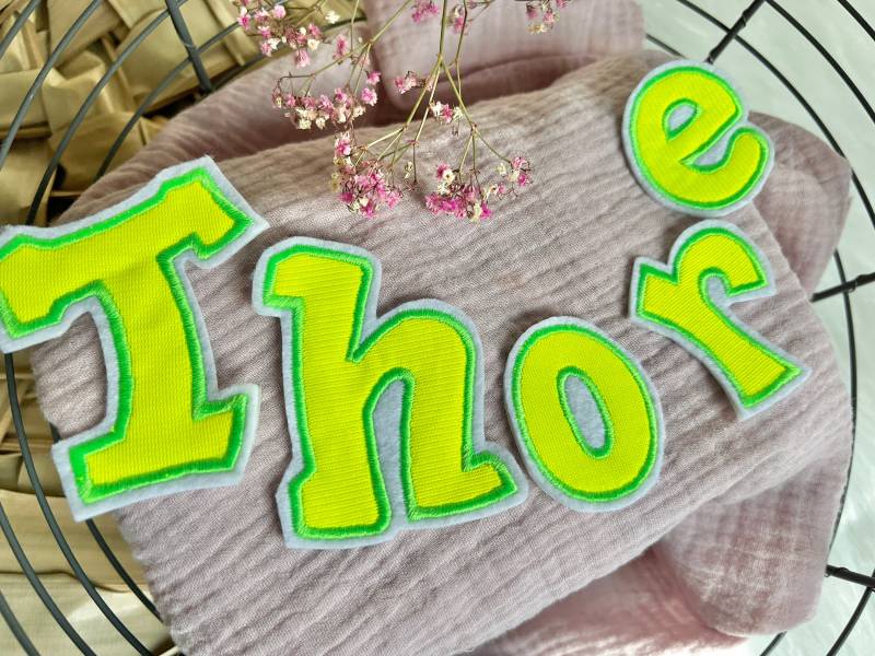 Name Neon Buchstaben Auf Grauem Filz Applikationen Neongrün Umrandet Schultüte Einschulung Tüte von ETeast2011